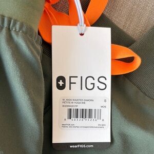 Figs Zamora High Waisted Pants in moss